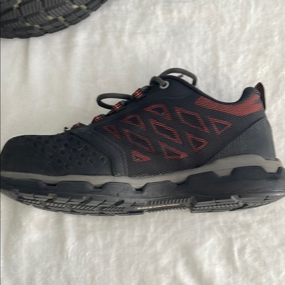 Helly Hansen steel toe Shoes with Breathable Fabric - Picture 4 of 7